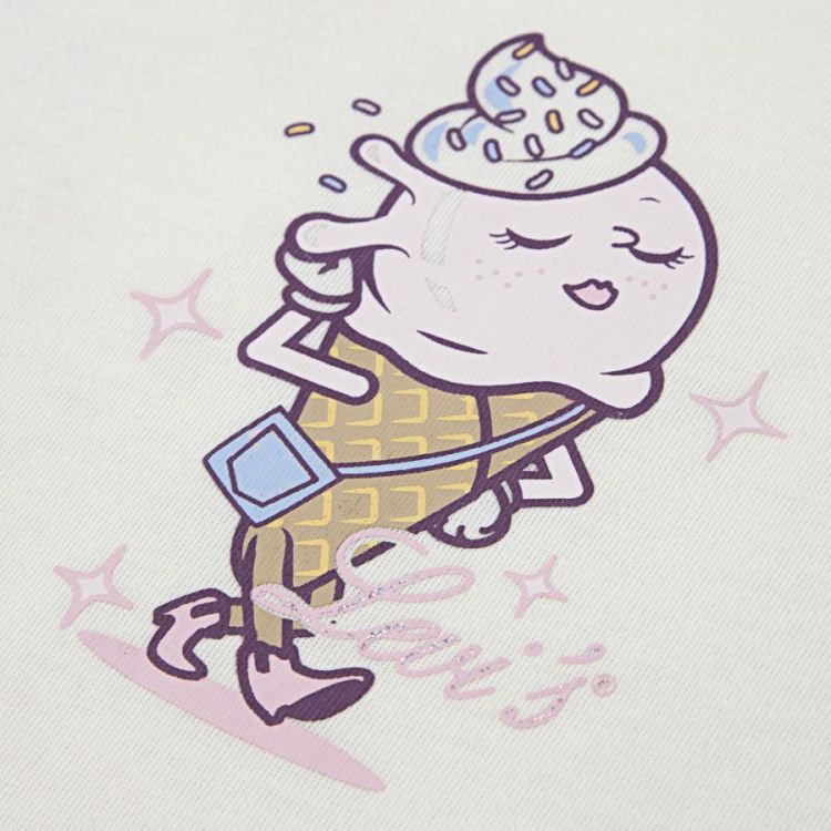 JUST CHILLING OVERSIZED T W1E