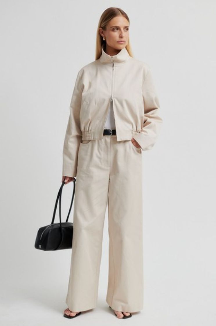  SOFT BEIGE