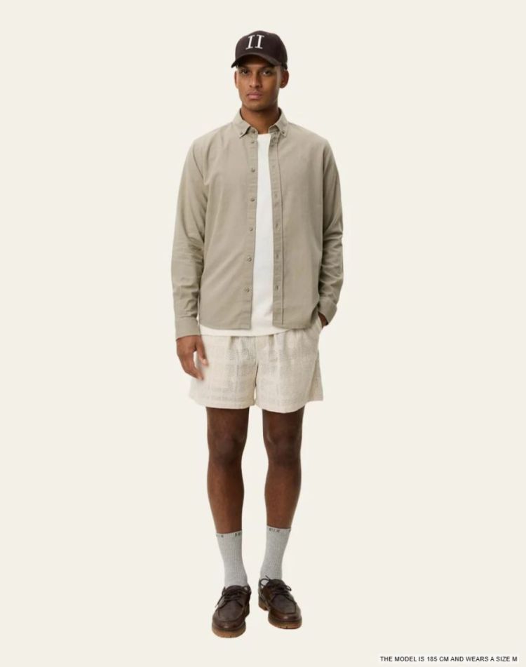  880