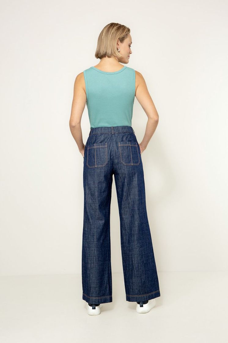  BLAUW